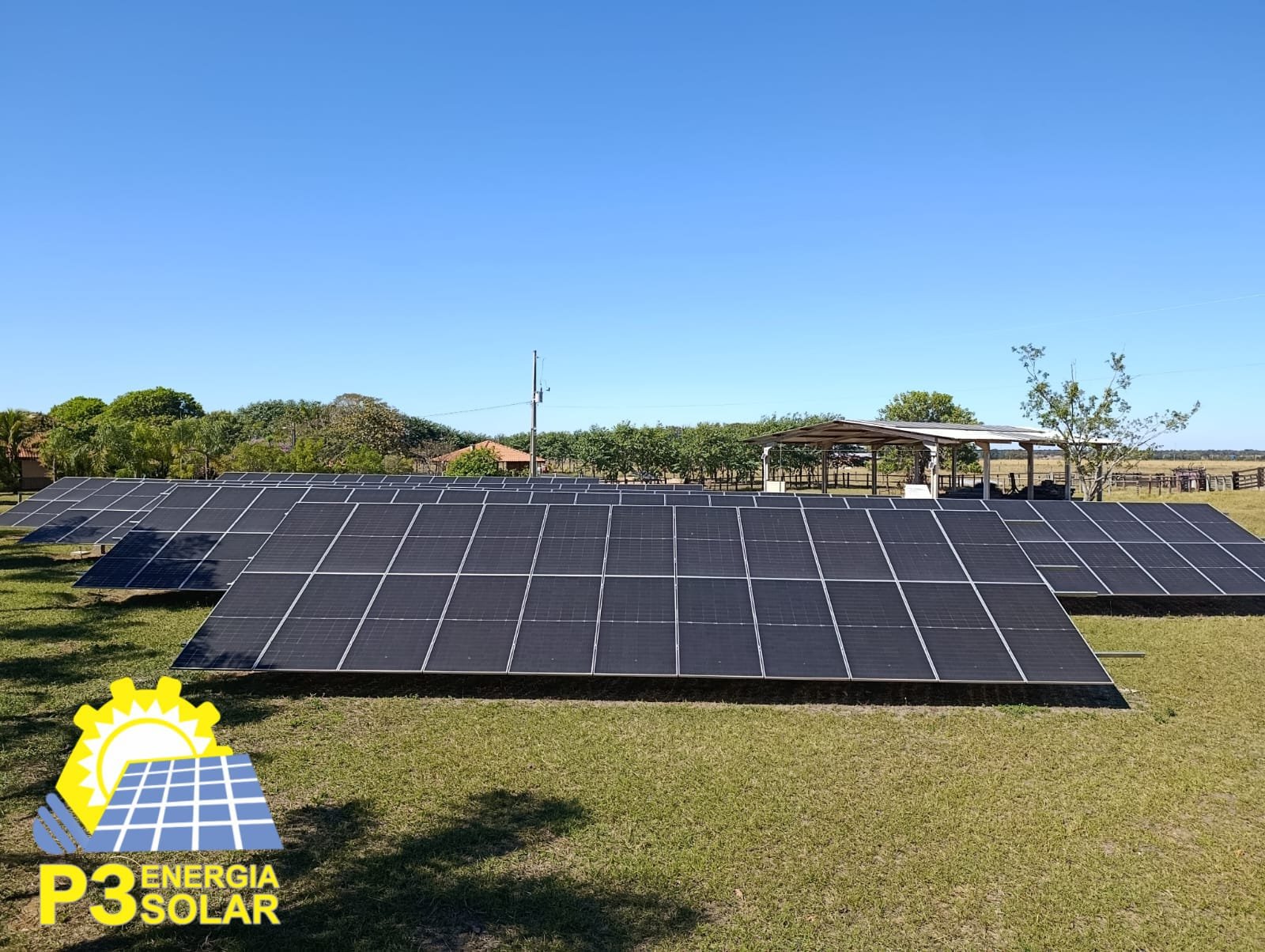 Painéis solares instalados em residência